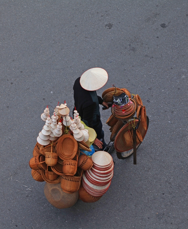 An Ultimate Guide To Souvenir Shopping In Vietnam (Part 1) shutterstock_237946426 An Ultimate Guide To Souvenir Shopping In Vietnam (Part 1)