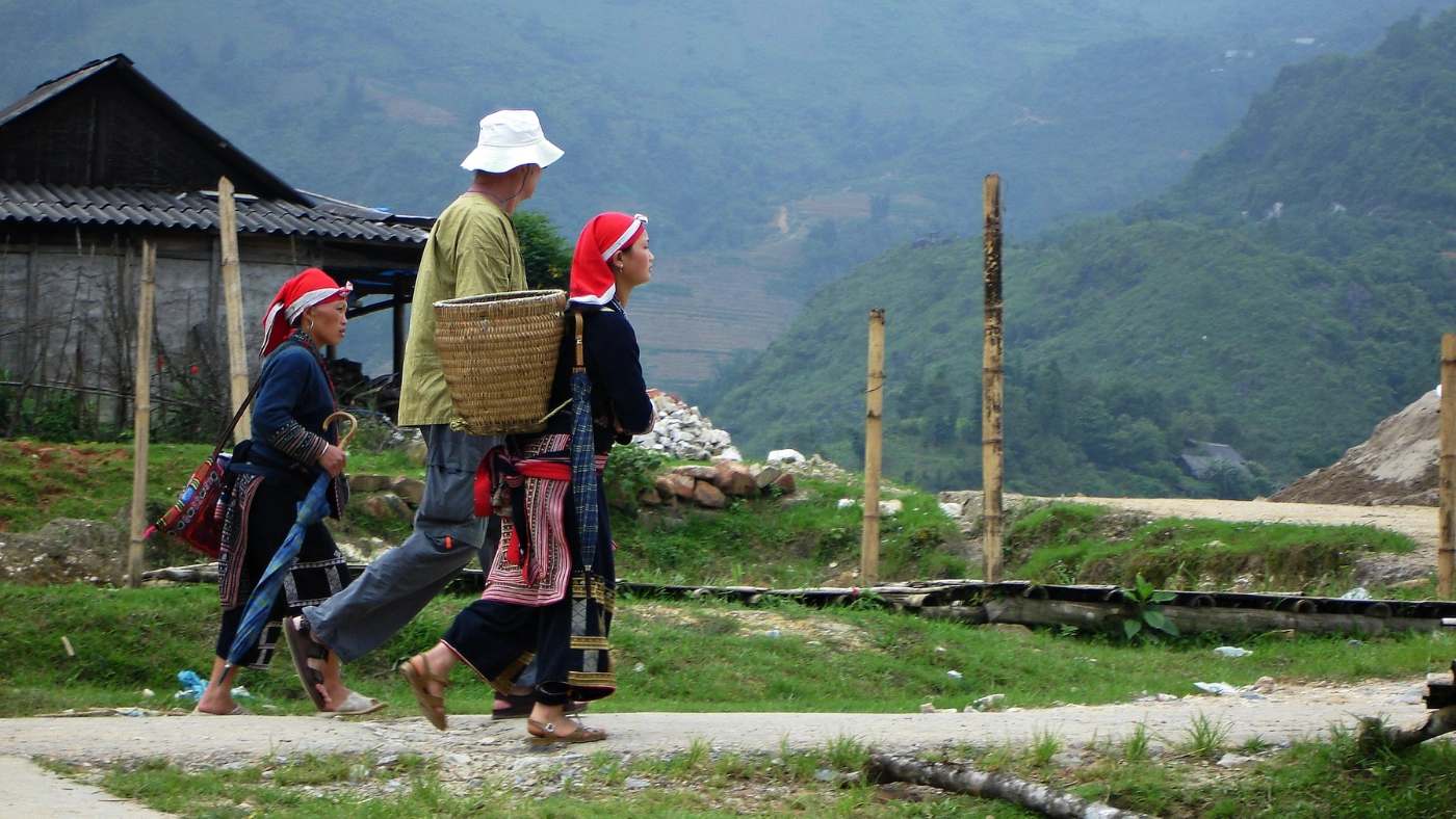 vietnam-sapa-local-people-ethnic-hmong