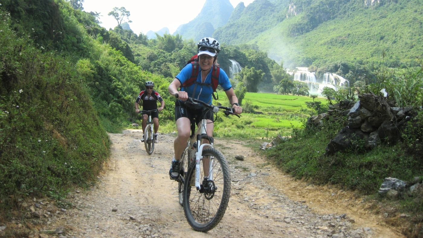 vietnam-cao-bang-cycling
