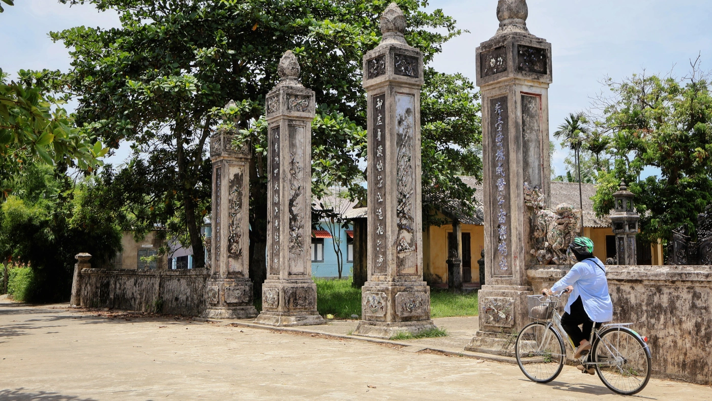 vietnam-hoian-quang-nam-cycling